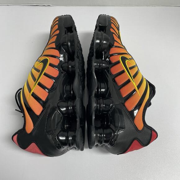 Nike Shox TL Sunrise Gradient AV3595 004 Size 11.5 Men Yellow Orange Black Shoes main image 9